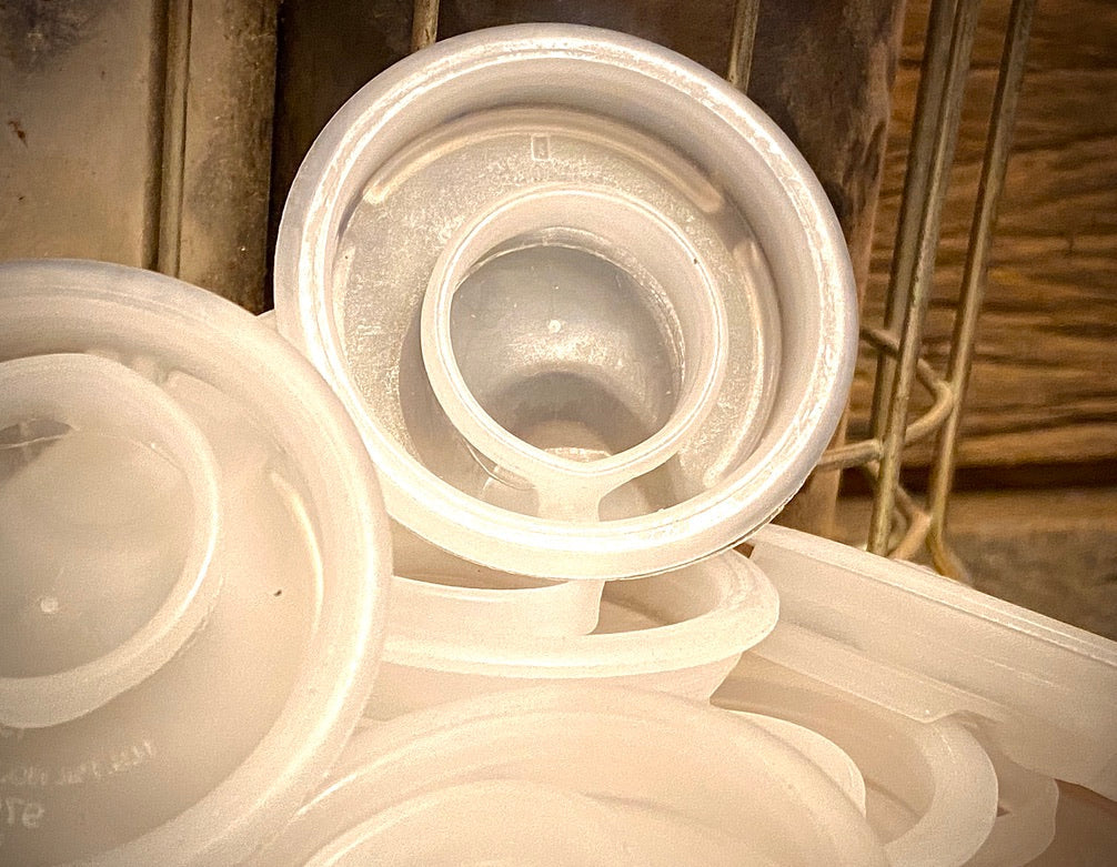 1 Gal Bucket Feeder