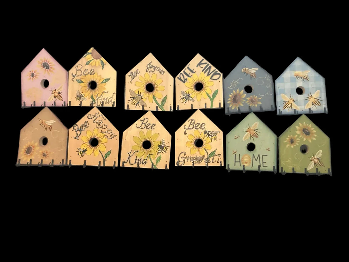 Key Holder Rack- Birdhouse Design