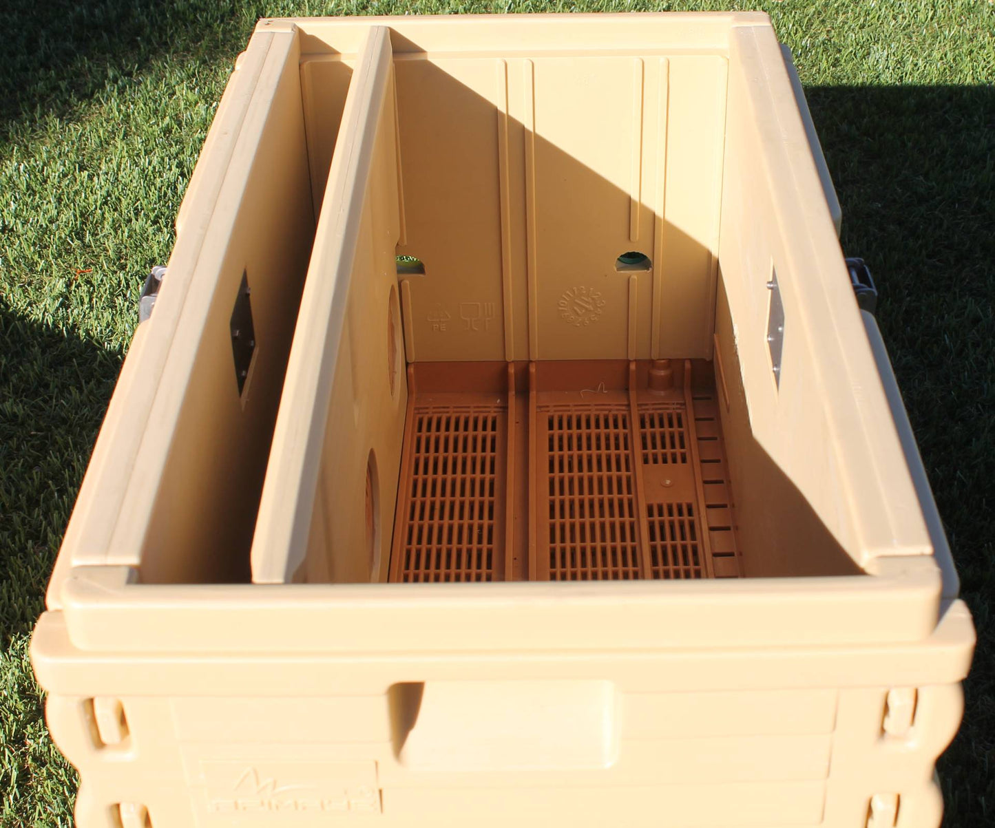 7 Frame NUC White Insulated Bee Hive Set (NBS)