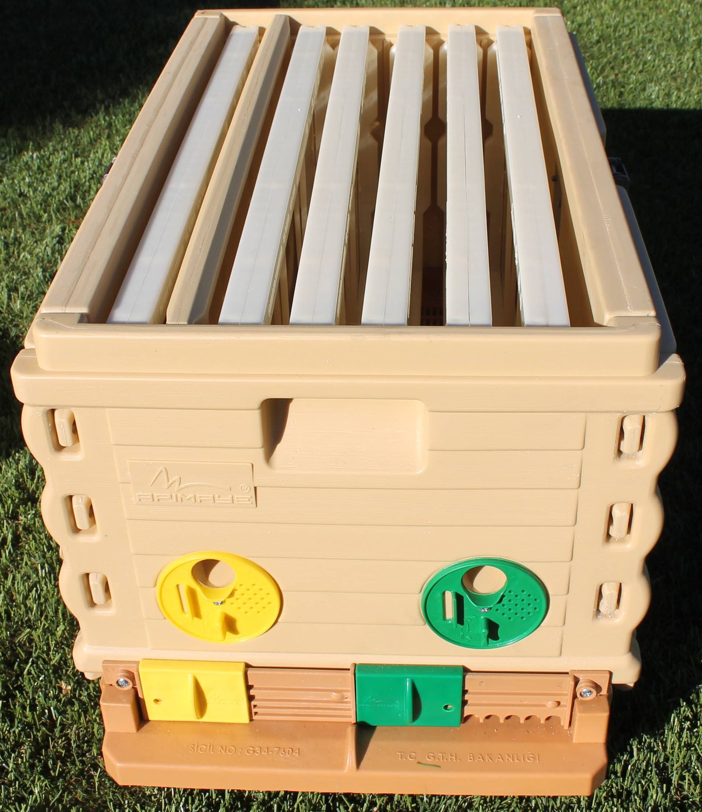 7 Frame NUC White Insulated Bee Hive Set (NBS)