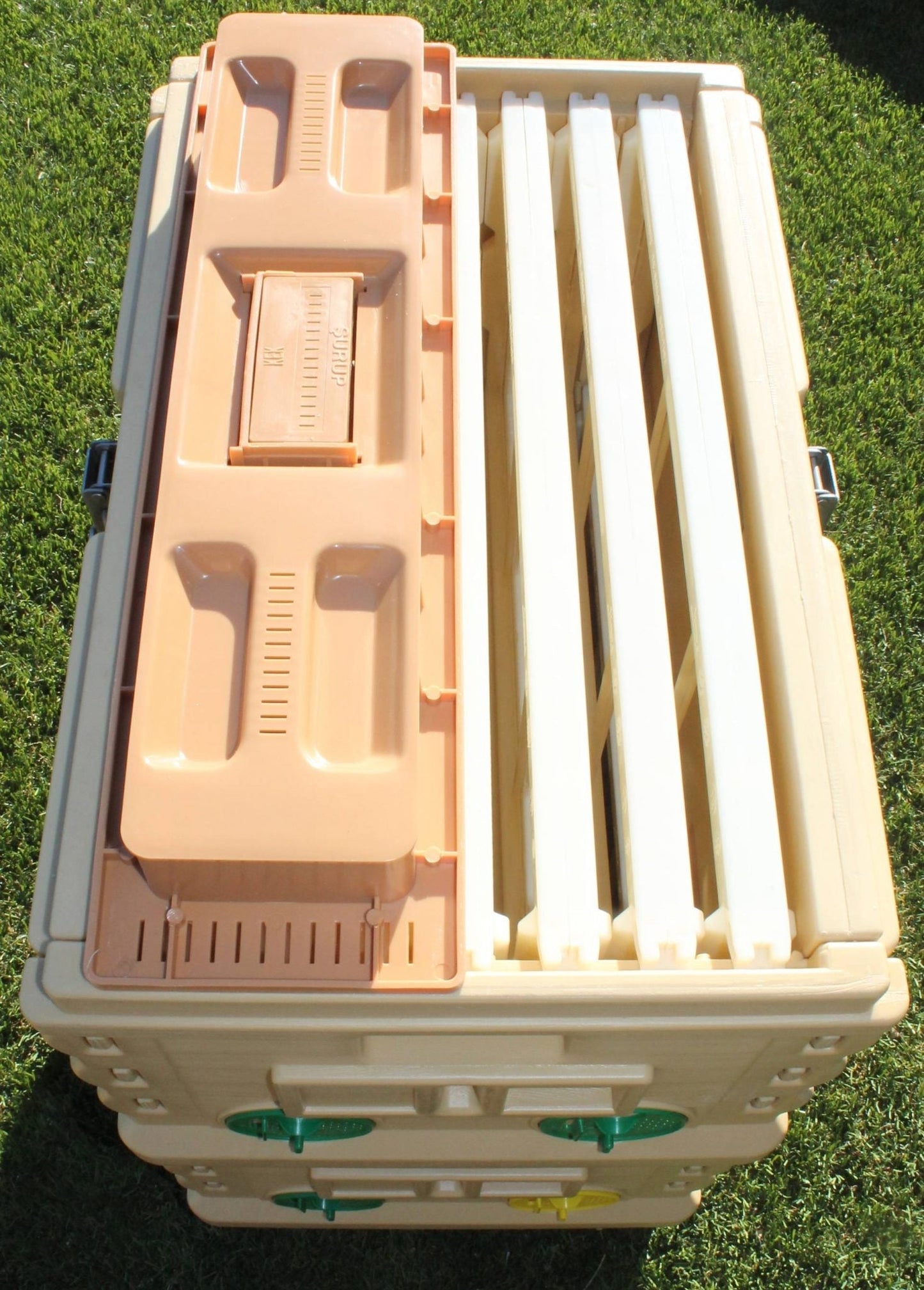 7 Frame NUC White Insulated Bee Hive Set (NBS)