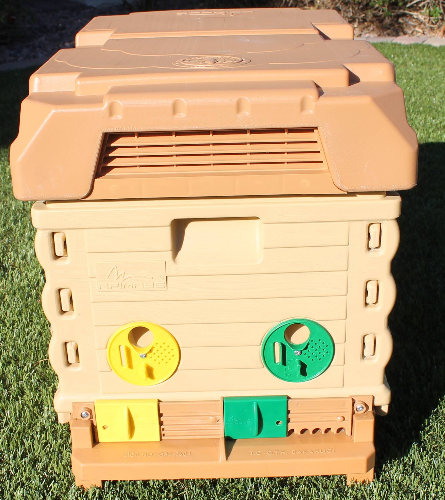 7 Frame NUC White Insulated Bee Hive Set (NBS)